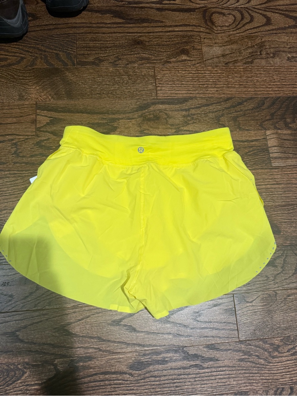 NWT Lululemon Find Your Pace 3” Women's Yellow Athletic Running Shorts